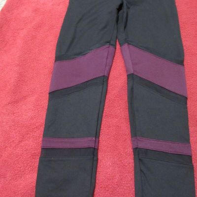 PINK, WOMEN'S BLACK/BURGUNDY POLY ULTIMATE SHEER LEGGINGS W/PKTS, SIZE M